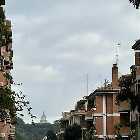 Vatican Flat Cozy With Terrace アパート